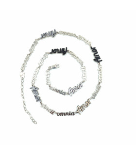 amor vincit omnia BELLA