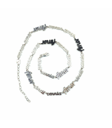 amor vincit omnia BELLA