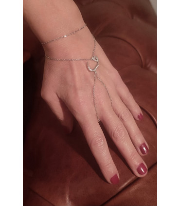 vav sembollü şahmeran